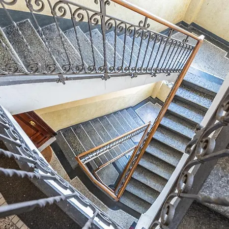 Casa Richelmy - Elegante Casa Nel Cuore Di Apartamento Turín